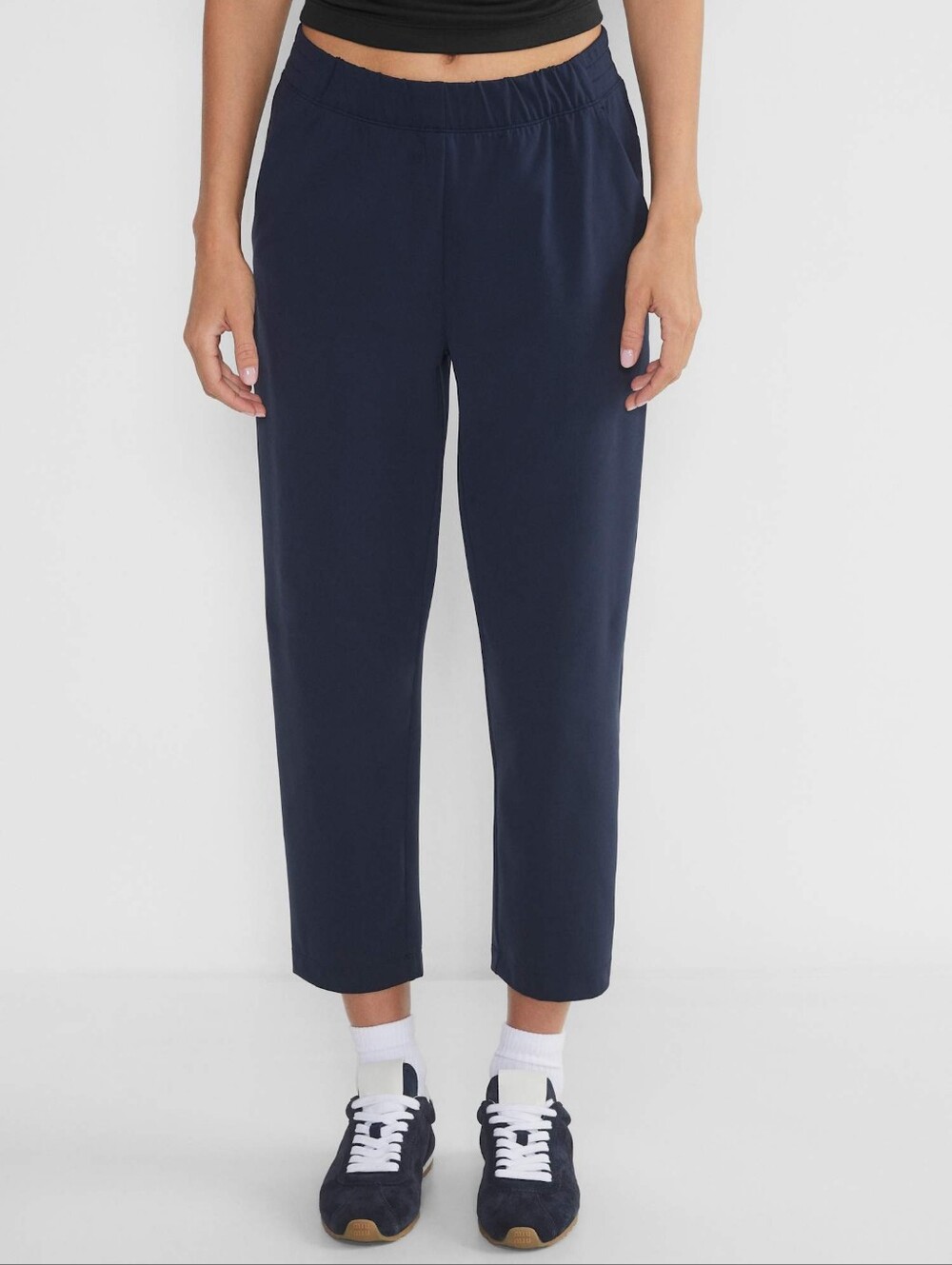 Aritzia Weekender Pants